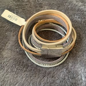 NWT Francescas bracelet